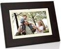 Coby-DP702-7-(169)-Digital-Photo-Frame-with-MP3-Player-(Wooden-Frame)-img1 (125x101)